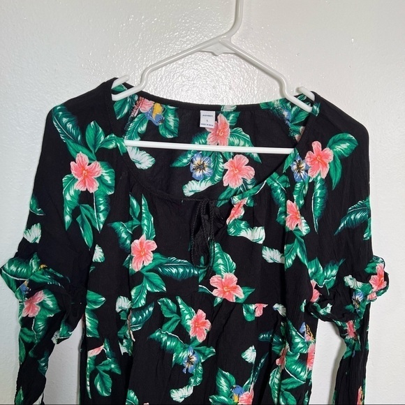 Old Navy Long Sleeve Sexy Swing Blouse Black Birds Tropical Print - Picture 3 of 12